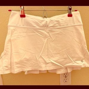 White Lulu tennis skirt